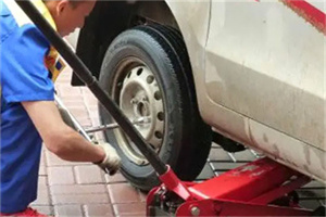 西乌珠穆沁旗附近拖车24小时服务热线电话